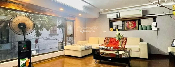 Vị trí đặt ở Phương Liệt, Hà Nội bán nhà bán ngay với giá cực mềm 7.2 tỷ có diện tích chính 40m2 trong căn nhà này có 1 phòng ngủ vị trí thuận lợi-03