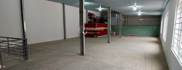 Diện tích gồm 200m2, cho thuê nhà ở mặt tiền tọa lạc ngay tại Nguyễn Sỹ Sách, Tân Bình, ngôi nhà này có tổng 1 PN, 2 WC liên hệ chính chủ-02