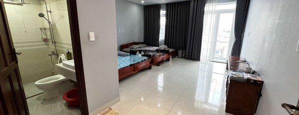 Nhà có 6 PN, cho thuê nhà, giá thuê siêu mềm 50 triệu/tháng diện tích tiêu chuẩn 140m2 vị trí đẹp tại Vũ Huy Tấn, Bình Thạnh-02