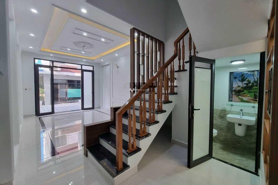 Diện tích gồm 70m2 bán nhà vị trí hấp dẫn Dầu Lửa, Hồng Bàng hướng Đông - Bắc nhà tổng quan gồm có 4 PN 3 WC hỗ trợ mọi thủ tục miễn phí, giá mùa dịch-01