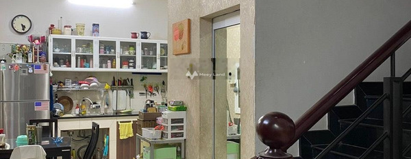 Có diện tích chung 50.5m2 bán nhà vị trí đẹp Ông Ích Khiêm, Hồ Chí Minh hướng Tây - Nam khách có thiện chí liên hệ ngay.-03