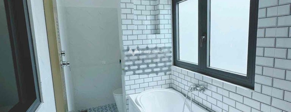 Diện tích 62m2 bán nhà ở nằm ngay Thuận An, Bình Dương nhà tổng quan có tổng 4 phòng ngủ 5 WC vị trí siêu đẹp-02