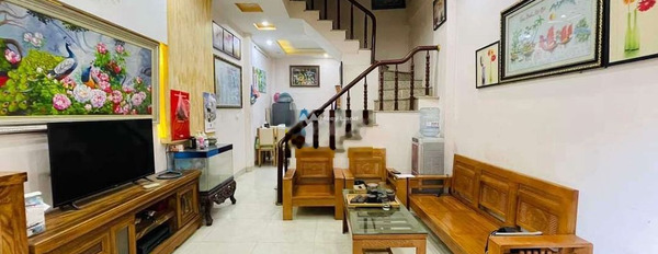 DT 33m2 bán nhà ở vị trí mặt tiền tọa lạc ngay Văn Quán, Hà Nội tổng quan trong ngôi nhà gồm 3 phòng ngủ 4 WC khách có thiện chí liên hệ ngay-02