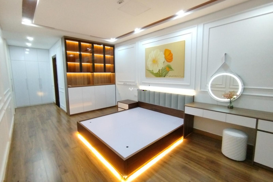 Bán căn hộ vị trí thuận lợi tọa lạc ở Thanh Xuân, Hà Nội, nhìn chung gồm 3 phòng ngủ, 2 WC gặp để trao đổi-01