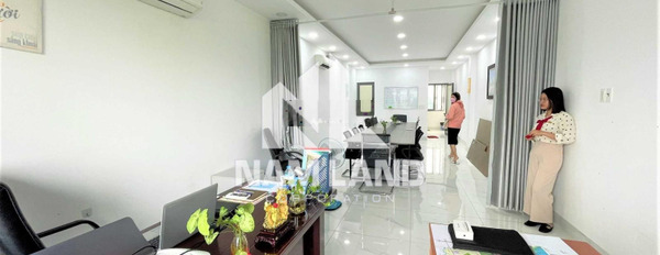Cho thuê sàn văn phòng giá thuê siêu tốt 35 triệu/tháng vị trí ở Nguyễn Hoàng, An Phú có diện tích rộng 300m2-03