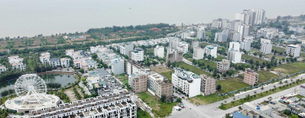 Bán đất với diện tích là 108m2 vị trí ngay trên Quảng Cư, Thanh Hóa-02