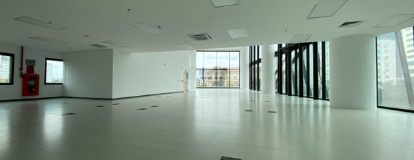 Hiện tại, cho thuê sàn văn phòng vị trí đặt ở trung tâm Cầu Giấy, Hà Nội thuê ngay với giá khoảng 110.7 triệu/tháng có diện tích chung 300m2-02