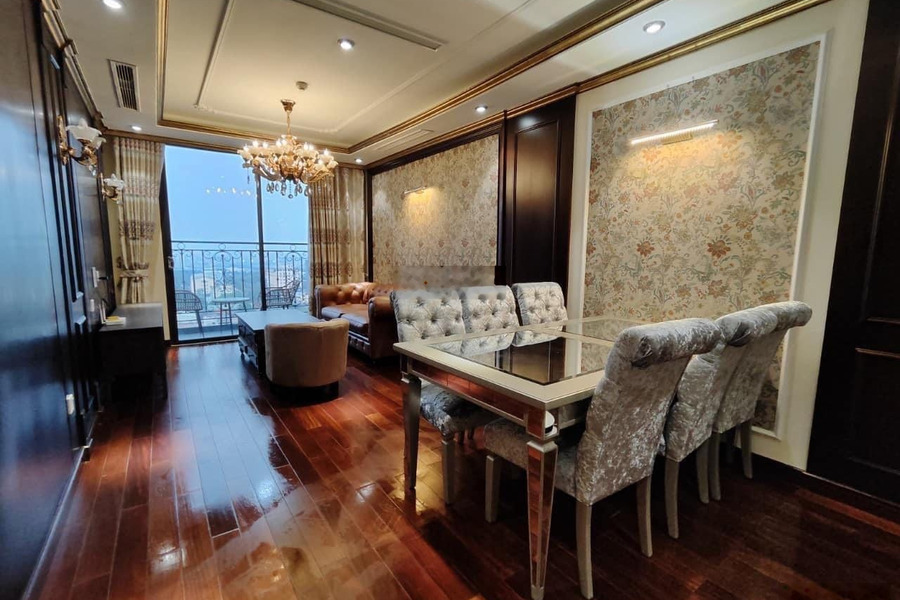 Cho thuê căn hộ 3PN CC HC Golden Hồng Tiến full nội thất đẹp giá 20tr/tháng LH: 0367 749 *** -01