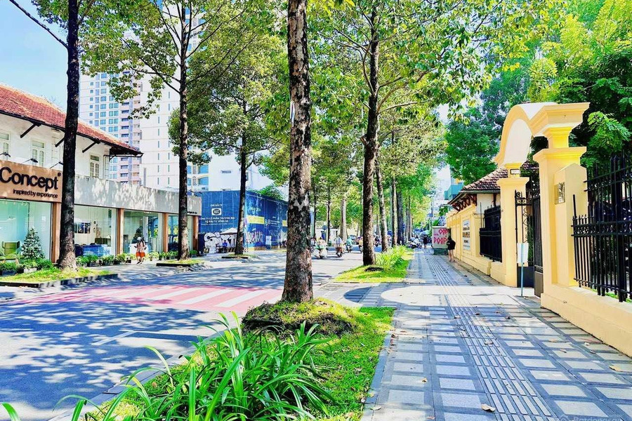Vị trí mặt tiền tọa lạc ngay ở Quận 3, Hồ Chí Minh cho thuê nhà giá thuê mong muốn chỉ 450 triệu/tháng-01