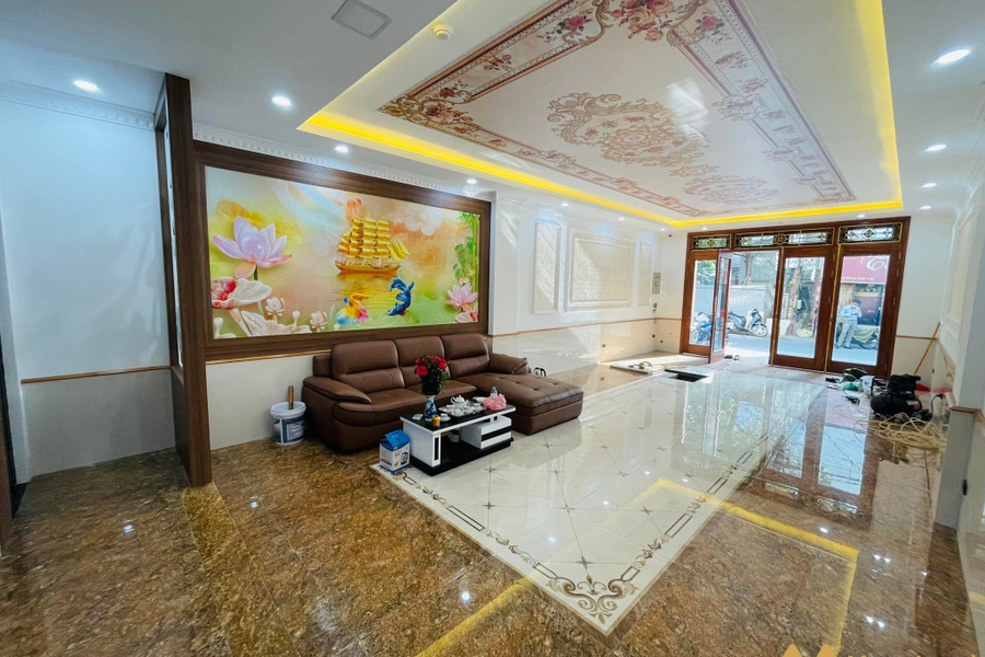 Cần bán nhà đẹp Hoàng Quốc Việt 82m2, 7 tầng, thang máy, vỉa hè, ô tô tránh, kinh doanh-01