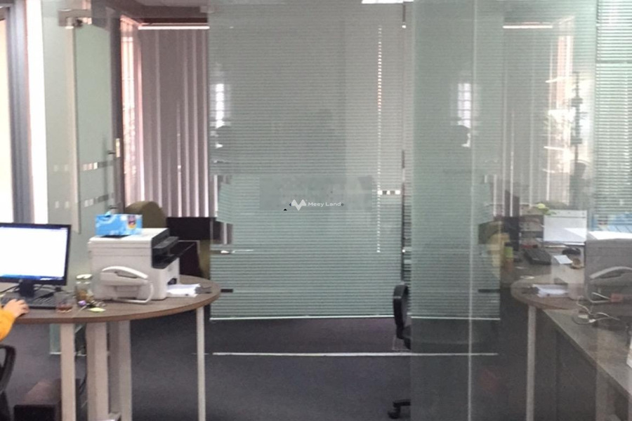 Vị trí thuận lợi ngay trên Đống Đa, Hà Nội cho thuê sàn văn phòng diện tích rất rộng 160m2-01