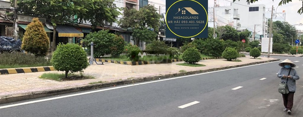Cho thuê nhà vị trí đẹp tọa lạc trên Phú Thạnh, Tân Phú, giá thuê hữu nghị 25 triệu/tháng có diện tích là 160m2, trong nhà tổng quan có 2 phòng ngủ-03