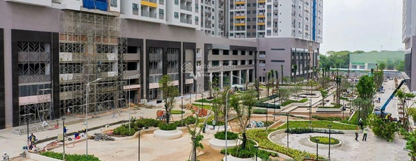 Vị trí thuận lợi tọa lạc ngay ở Đào Trí, Hồ Chí Minh, bán chung cư bán ngay với giá siêu tốt 2.7 tỷ, căn hộ bao gồm có 2 PN, 2 WC vào ở ngay-03