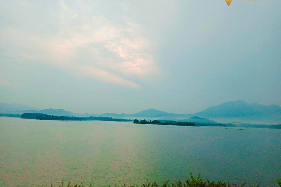 Đất view lòng hồ Đồng Mô, Sơn -01