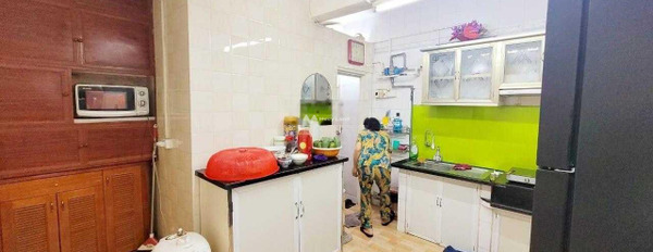 Ngay Nguyễn Trãi, Hà Nội bán chung cư bán ngay với giá hiện tại chỉ 2 tỷ, ngôi căn hộ bao gồm 3 PN, 2 WC vào ở ngay-02