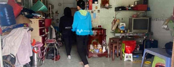 Diện tích cụ thể 20m2, cho thuê nhà ở vị trí nằm tại Kênh Tân Hóa, Phú Trung, ngôi nhà này có tổng 1 PN phong thủy tốt-02