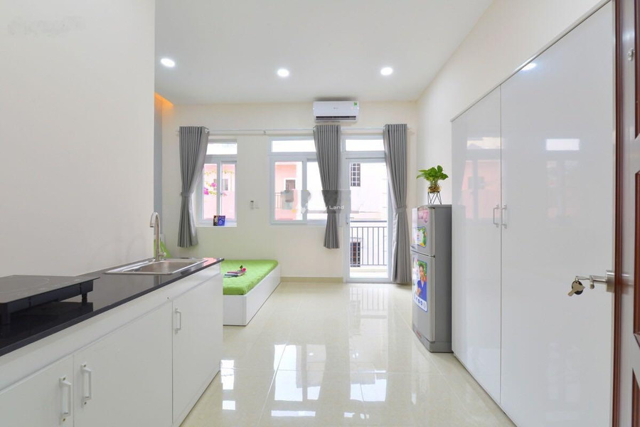 Cho thuê chung cư vị trí đẹp nằm ngay Tân Bình, Hồ Chí Minh, tổng quan nhìn tổng quan có 1 phòng ngủ, 1 WC khách có thiện chí liên hệ ngay-01