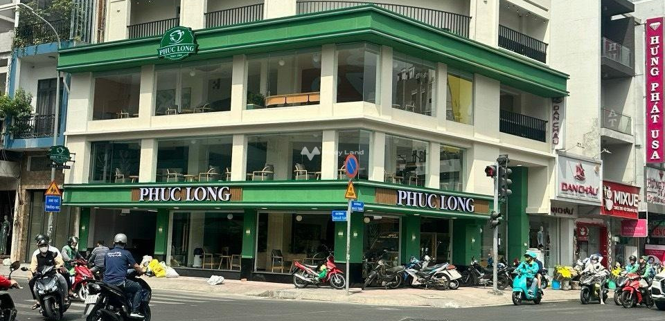 DT 216m2 bán nhà ở vị trí thuận lợi ngay tại Quận 3, Hồ Chí Minh liên hệ trực tiếp để được tư vấn