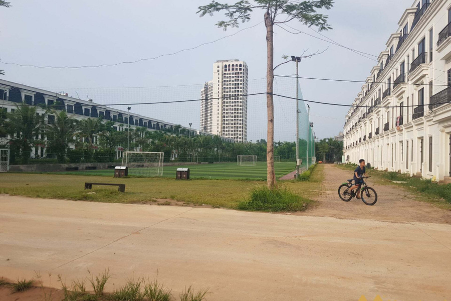 Bán nhà phố L8-1 khu đô thị VCI, Định Trung, Vĩnh Yên, diện tích 130m2-01
