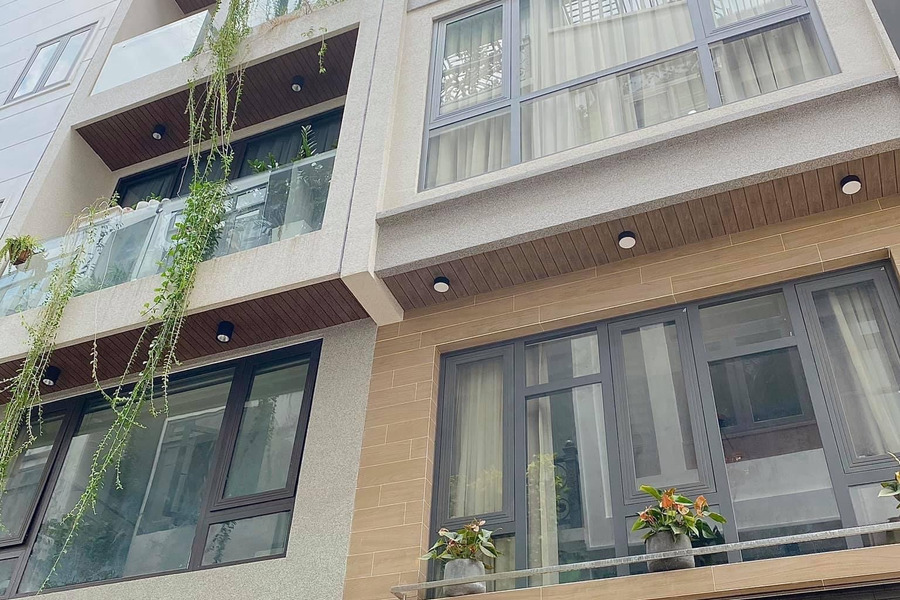 Nhà riêng phố Láng Hạ cần bán gấp lô góc 62m2, khu phân lô đẹp, mặt tiền 4,5m x 14m, 5 tầng, giá 13,3 tỷ-01