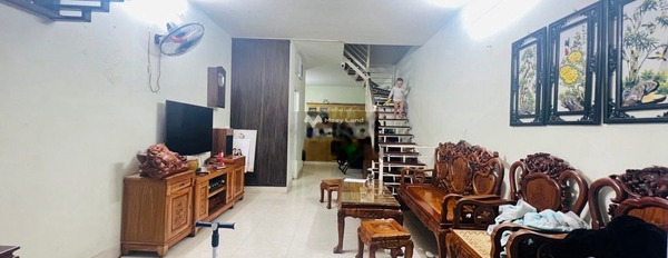 Nhà có 2 PN bán nhà bán ngay với giá gốc 3.5 tỷ có diện tích chung 54m2 vị trí nằm ở Định Công Thượng, Hà Nội-03