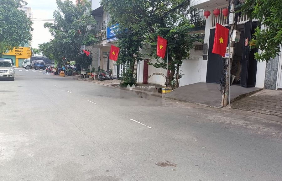 Có diện tích gồm 80m2, cho thuê nhà ở nằm ở Tân Quy, Hồ Chí Minh, hướng Đông, ngôi nhà gồm 3 PN, 3 WC phong thủy tốt-01