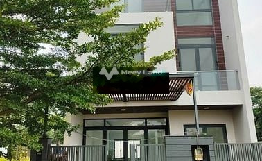 Nhà gồm 6 PN cho thuê nhà ở diện tích chung quy 320m2 thuê ngay với giá cực mềm chỉ 15 triệu/tháng vị trí đẹp Quận 2, Hồ Chí Minh-03