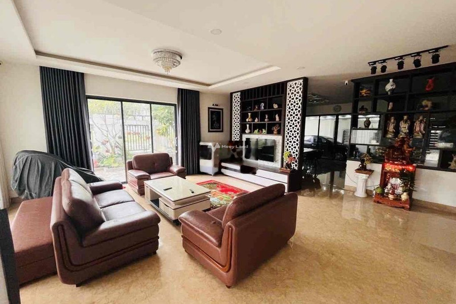 DT 287m2 bán nhà ở vị trí đẹp nằm ở Phùng Hưng, Nha Trang tổng quan trong ngôi nhà 4 phòng ngủ khách có thiện chí liên hệ ngay-01
