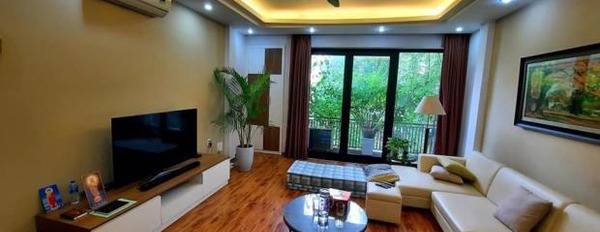 Bán nhà có diện tích rộng 71 m2, vào ở ngay giá rẻ bất ngờ 9,8 tỷ, vị trí đẹp ngay trên Đường Nguyễn Trãi, Quận Thanh Xuân-02