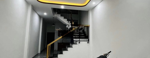 Diện tích rộng 24m2 bán nhà vị trí đẹp nằm trên Tân Sơn Nhì, Hồ Chí Minh nhà tổng quan có tổng 2 phòng ngủ 2 WC liên hệ chính chủ.-03