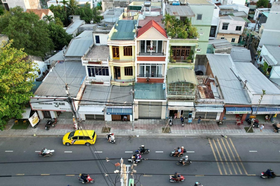 Cho thuê nhà, giá thuê rẻ 15 triệu/tháng có diện tích quy ước 100m2 vị trí ở Vạn Thạnh, Nha Trang-01