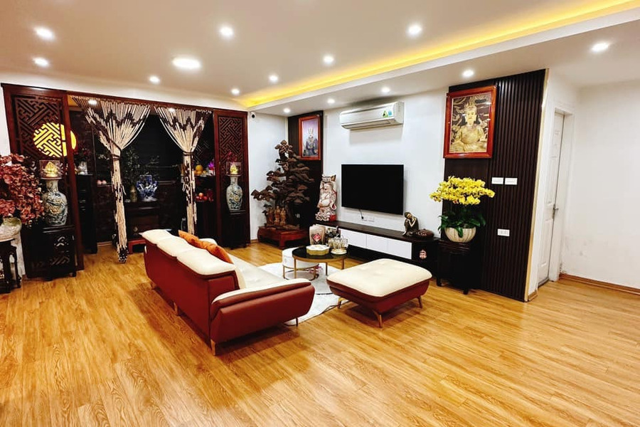 Cần bán căn hộ chung cư Nguyễn Đức Cảnh, Hoàng Mai, 130m2-01