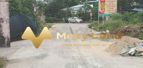 Bán đất diện tích thực là 100m2 vị trí đặt vị trí ngay trên Trần Phú, Quảng Nam-02
