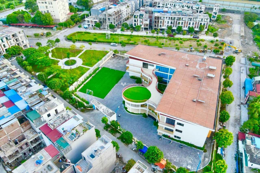 Ở Hồng Bàng, Hải Phòng bán đất 2.57 tỷ, hướng Tây - Nam diện tích vừa phải 66m2-01