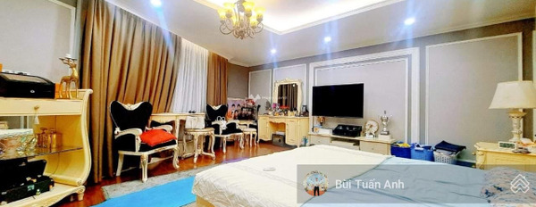 Bán nhà ở diện tích 120m2 bán ngay với giá cực rẻ từ 55 tỷ vị trí mặt tiền tọa lạc gần Nguyễn Thái Học, Hà Nội-03
