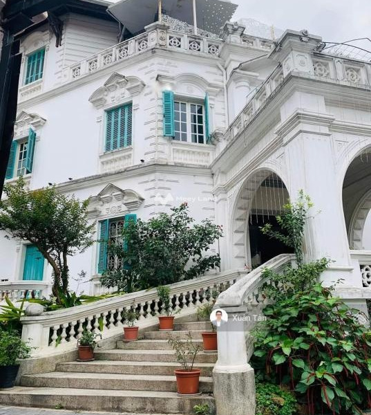 Có diện tích chung 1329m2, bán biệt thự Bên trong Ngọc Thụy, Hà Nội, tổng quan nhà có tất cả 6 PN gặp để trao đổi-01