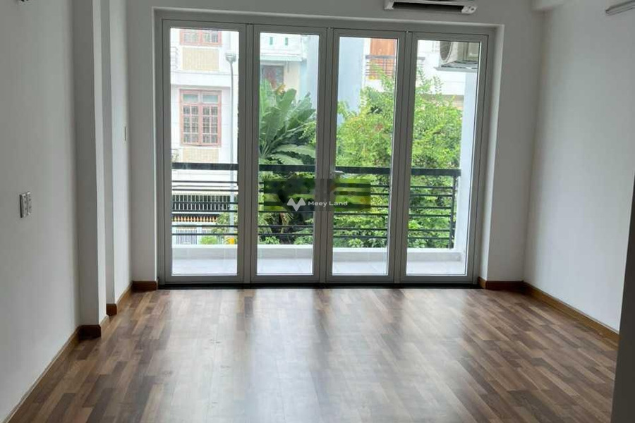 Nhà 4 phòng ngủ cho thuê nhà ở diện tích tổng 80m2 thuê ngay với giá ưu đãi 25 triệu/tháng vị trí thuận lợi Quận 2, Hồ Chí Minh-01
