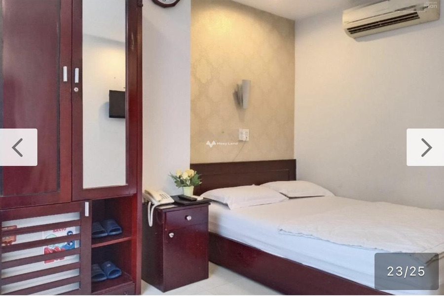 Tổng quan nhà thì gồm có 2 phòng ngủ, bán nhà ở có diện tích gồm 97m2 giá bán bàn giao chỉ 17.5 tỷ vị trí mặt tiền ngay Nha Trang, Khánh Hòa hướng Nam-01