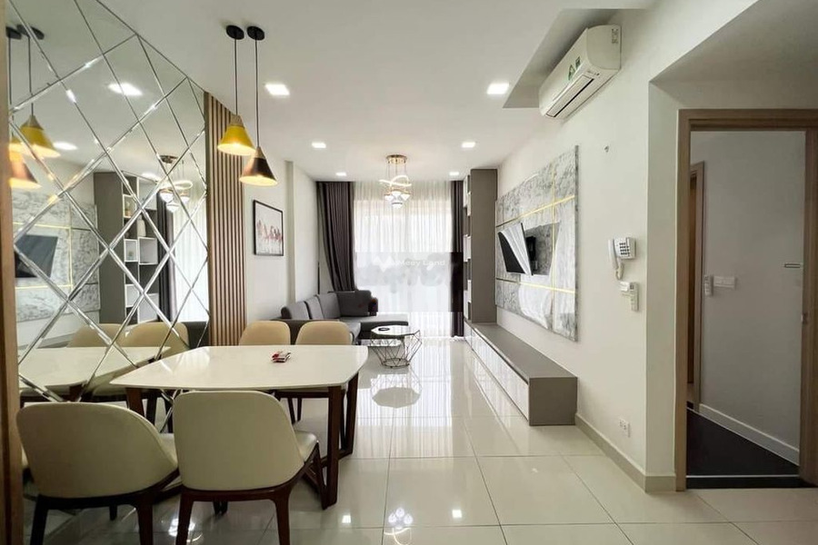 Cho thuê chung cư vị trí đặt vị trí ngay trên Phổ Quang, Hồ Chí Minh, căn hộ gồm có tất cả 2 PN, 2 WC vị trí siêu đẹp-01