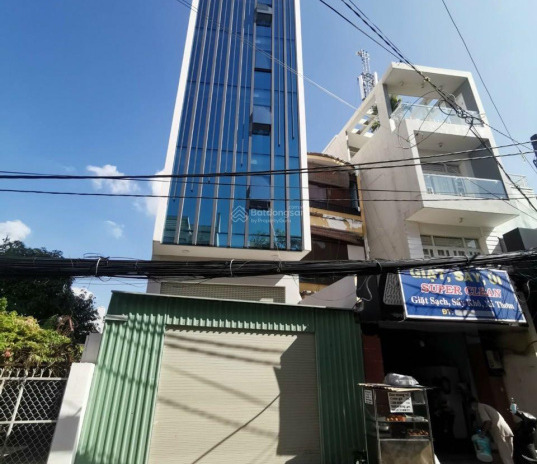 Bán tòa building siêu, giá tốt tại Nguyễn Trọng Tuyển Phường 8, Quận Phú Nhuận