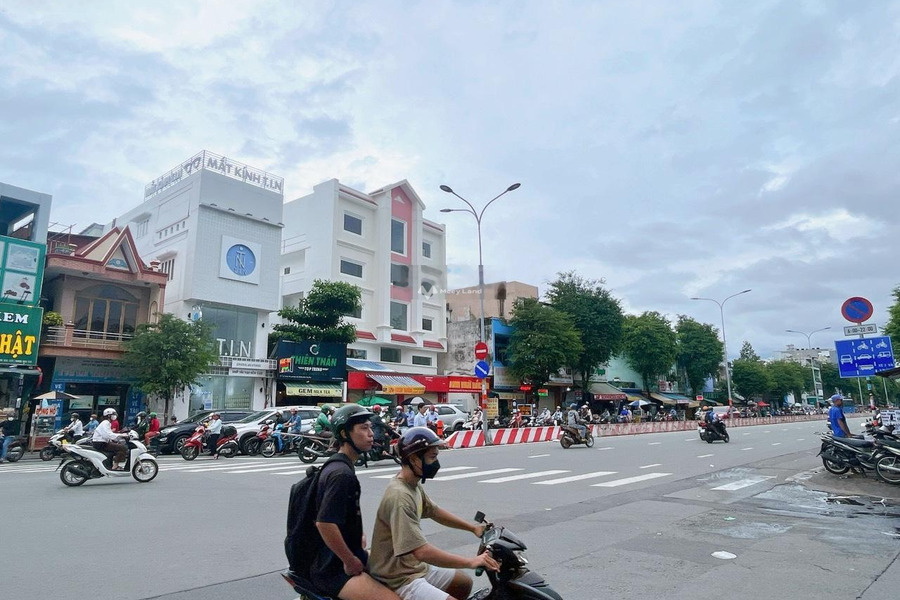 Bán nhà mặt tiền tọa lạc ngay ở Nguyễn Hữu Tiến, Hồ Chí Minh bán ngay với giá thương mại chỉ 13.3 tỷ diện tích chuẩn 112m2-01