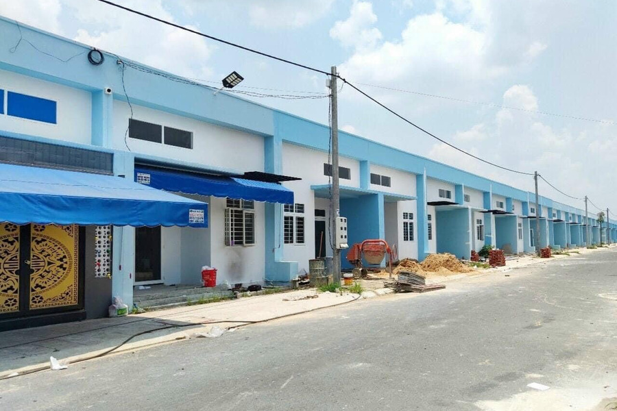 Nhà mới đẹp 3 phòng ngủ, thị xã Chơn Thành sẵn hợp đồng thuê 4,5 triệu/tháng-01