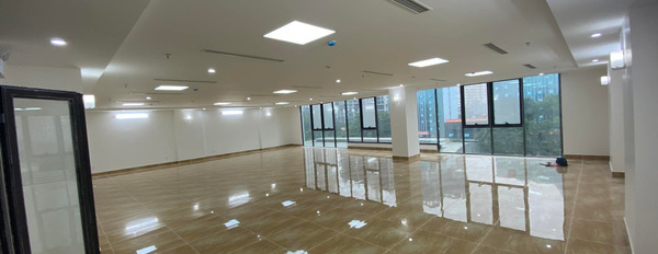 Tòa nhà văn phòng mặt phố Võng Thị xây 2022, 8 tầng + 1 hầm, mặt tiền 13m, 220m2, giá 80 tỷ-02