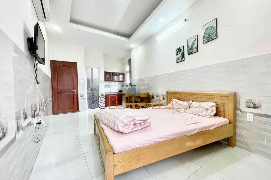 Tổng quan căn hộ này gồm có 1 PN, cho thuê căn hộ hướng Đông vị trí mặt tiền tại Bạch Đằng, Hồ Chí Minh, 1 WC giá cực mềm-01