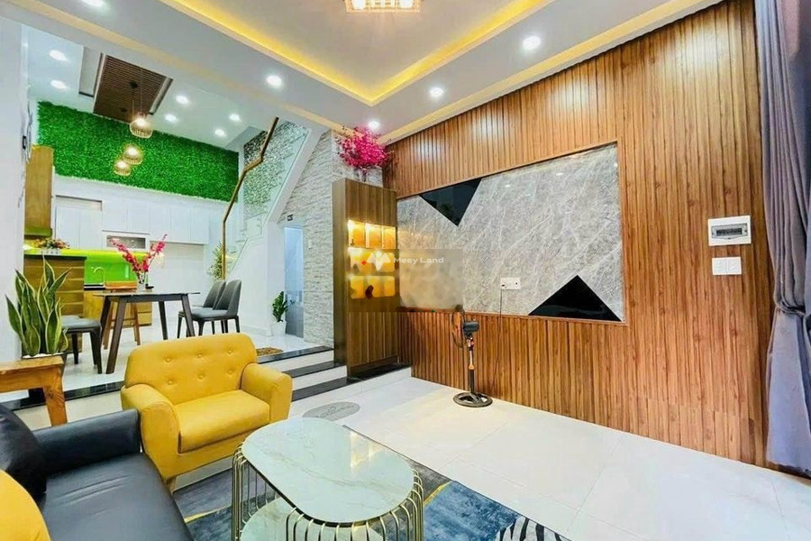 Bán nhà diện tích rộng 60m2 tọa lạc ngay tại Sơn Kỳ, Tân Phú bán ngay với giá sang tên chỉ 1.46 tỷ nhà có tổng 4 phòng ngủ, 4 WC-01