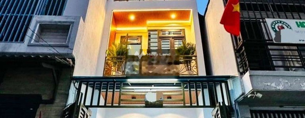 Bán nhà có diện tích rộng 59.2m2 vị trí đẹp ngay Nguyễn Đình Chiểu, Phường 3 bán ngay với giá hấp dẫn 3.29 tỷ tổng quan nhà này thì gồm 4 PN, 3 WC-02