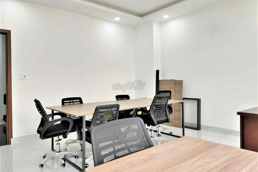 Cho thuê văn phòng 35m2 Cityland Hỗ trợ setup bàn ghế theo yêu cầu -01