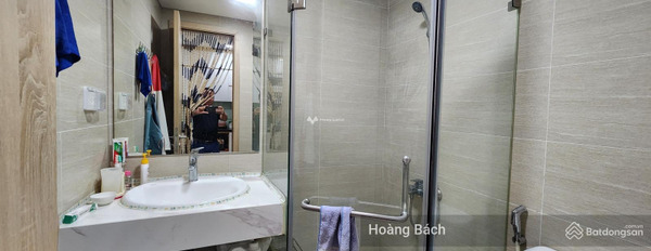 Căn hộ này có tổng 2 PN, cho thuê căn hộ vị trí thuận tiện Tây Hồ, Hà Nội, 2 WC khách có thiện chí liên hệ ngay-02