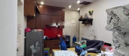 Nhà có 4 PN bán nhà ở diện tích chuẩn 50m2 bán ngay với giá tốt chỉ 8.2 tỷ vị trí đặt ở trung tâm Hàng Bông, Hà Nội-02