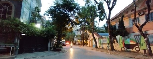 Bán biệt thự gần Mỹ Đình 2, Hà Nội bán ngay với giá hiện tại 60 tỷ có một diện tích 245m2, ngôi nhà này bao gồm 5 phòng ngủ-03